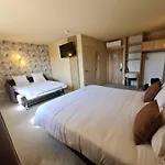 Brit Confort Hotell