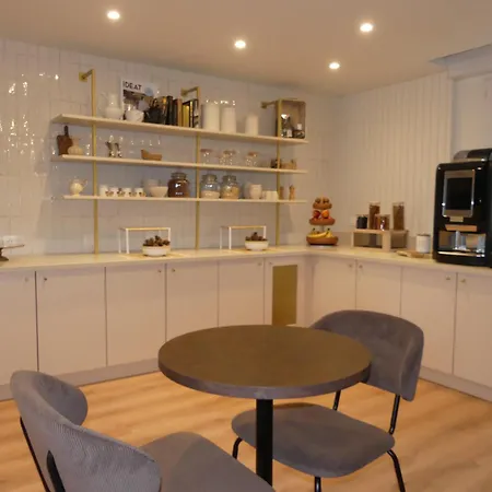 Hotel Brit Confort