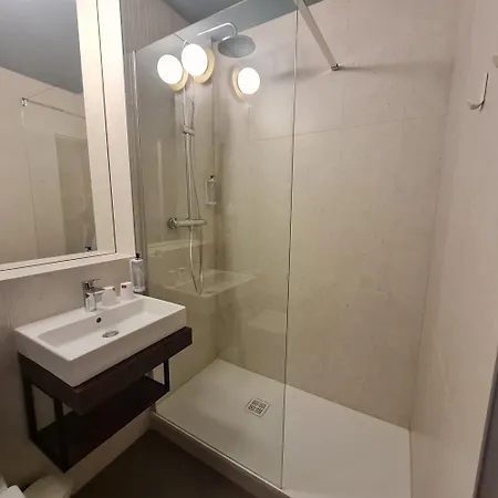 Hotel Brit Confort Alencon