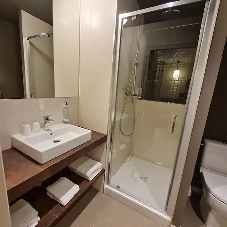 Hotell Brit Confort